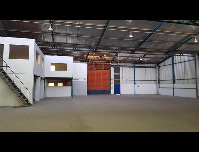 948M² FACTORY RENTED IN BELLVILLE CENTRAL